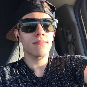 Meet your Posher, Pavel